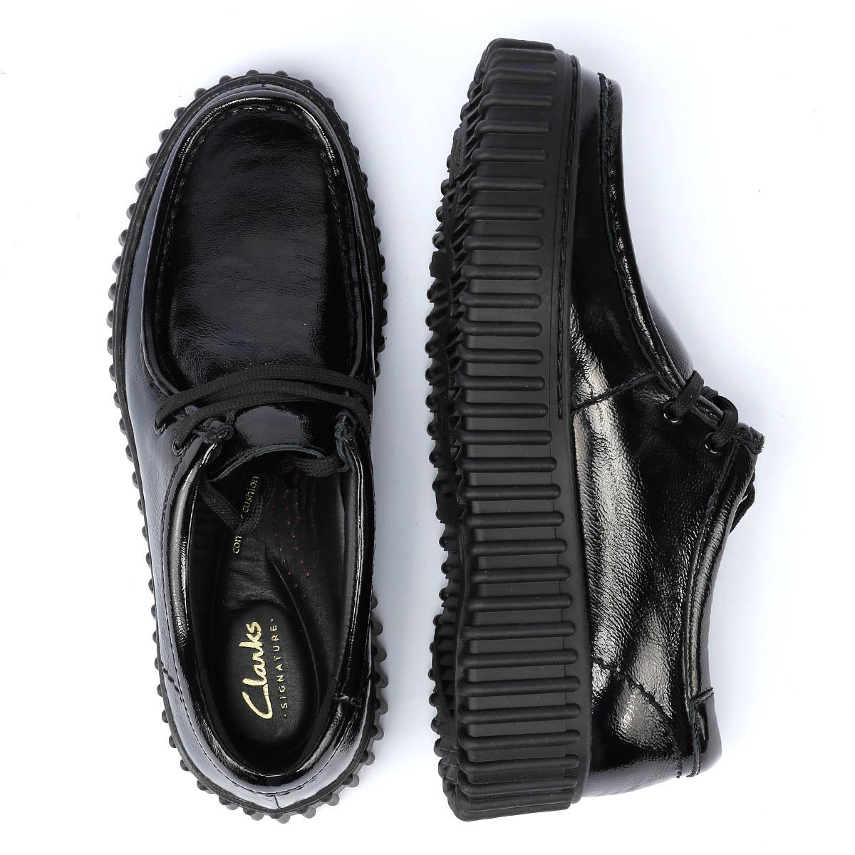 Clarks Main Torhill Bee Chaussures Noires Pour Femmes En Cuir Verni.