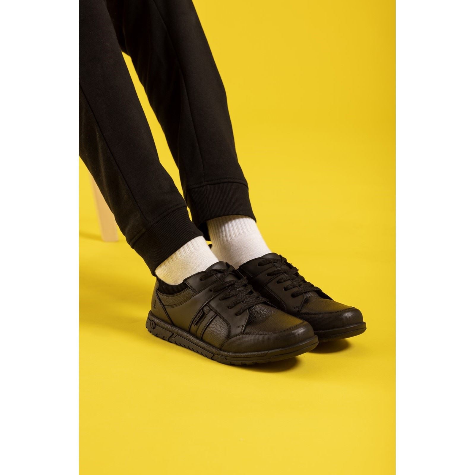 Hush Puppies Steven Senior Chaussures Noires Pour Garçons En Cuir À Lacets