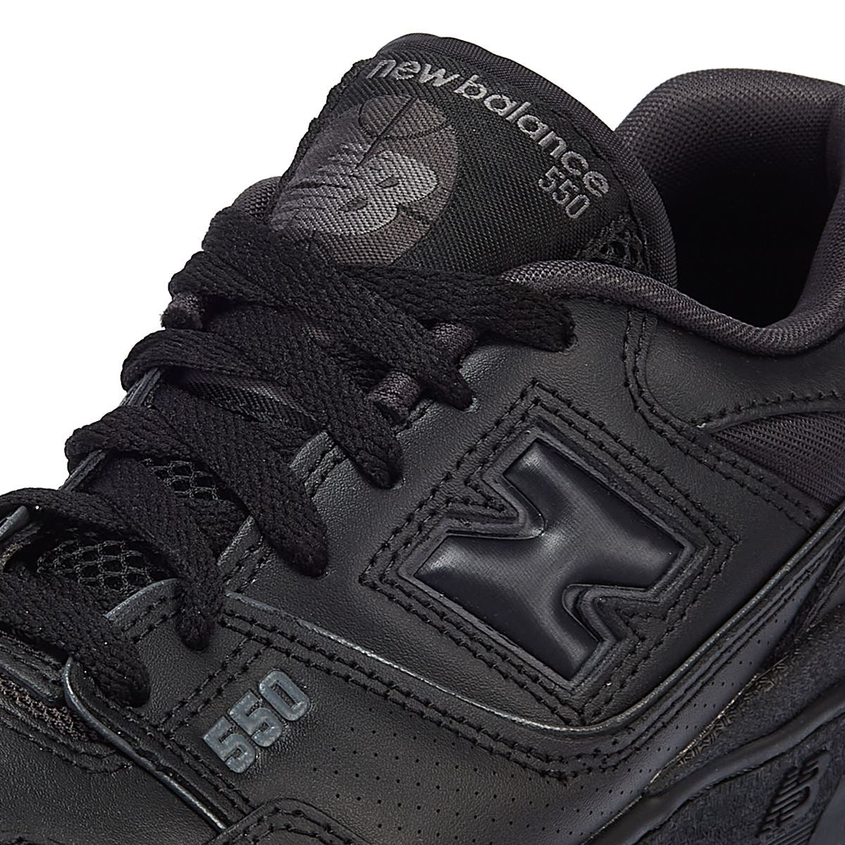 New Balance 550 Baskets Noires Monochromes
