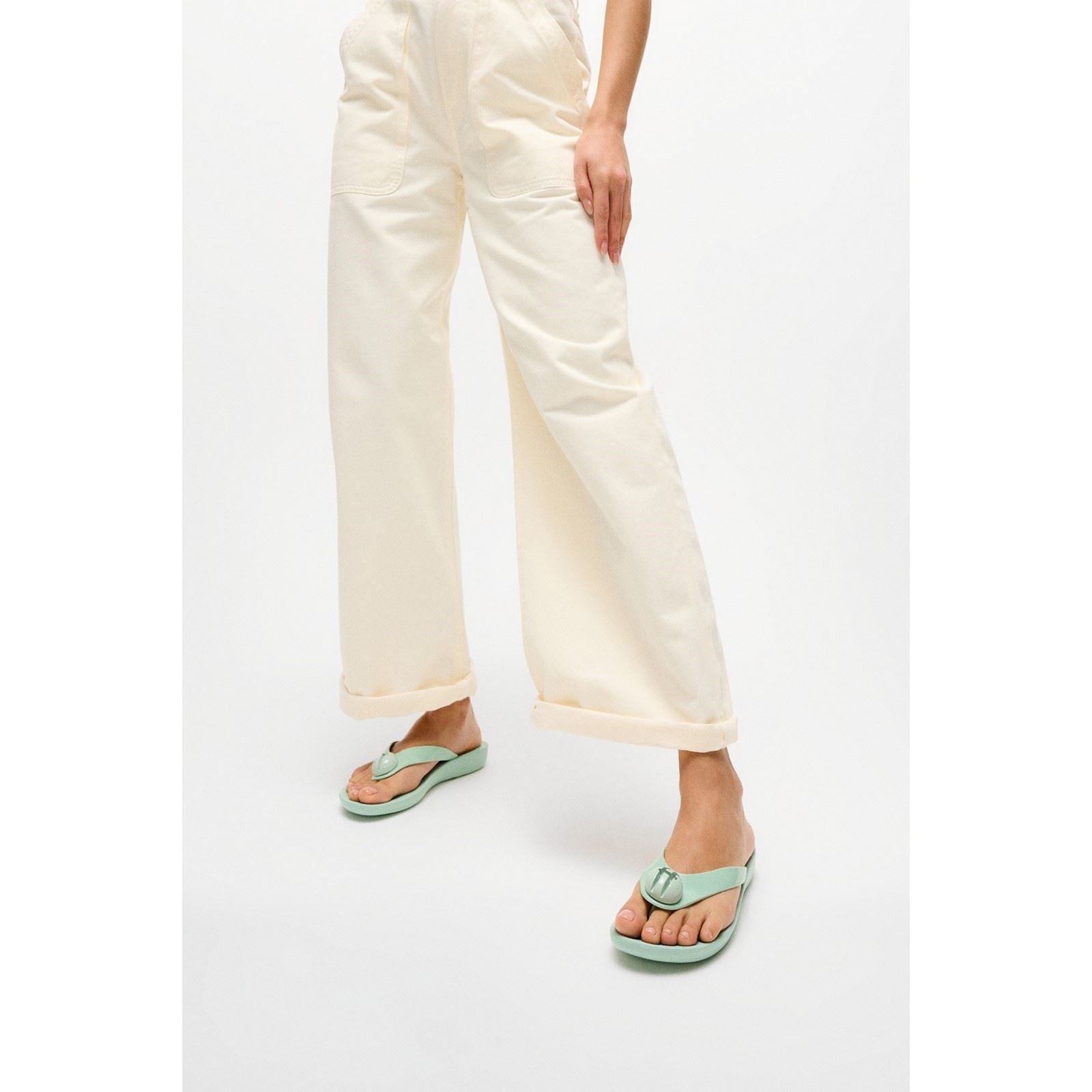 Fitflop iQushion Glossy-Button Tongs Whisper Menthe En Polyuréthane Pour Femmes