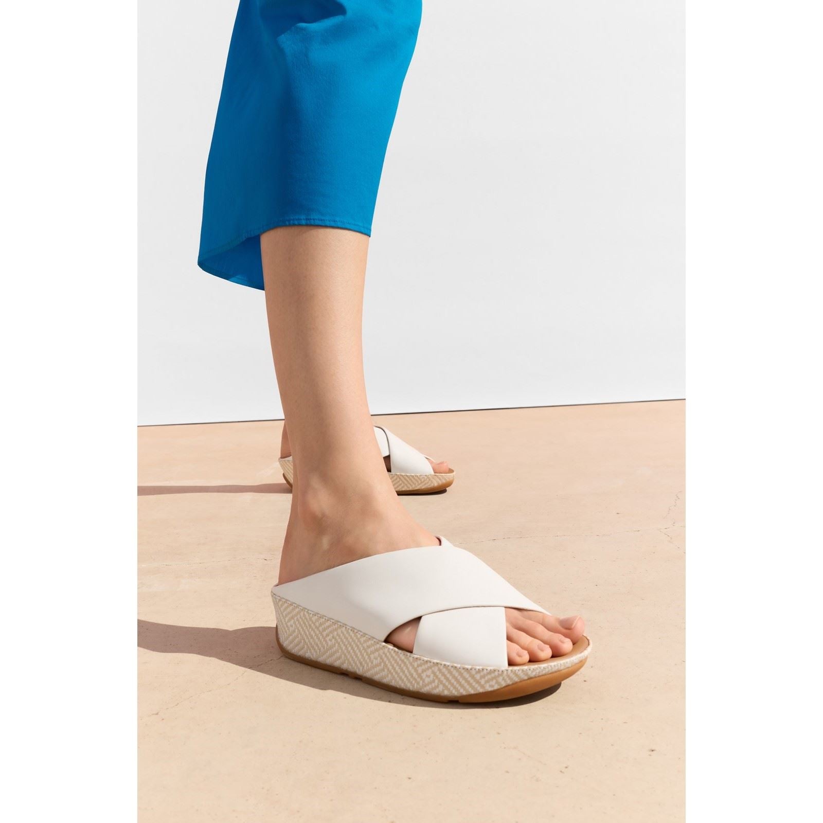 Fitflop Lulu Lux Graphic-Weave Sandales Blanches Urbaines En Cuir Pour Femmes