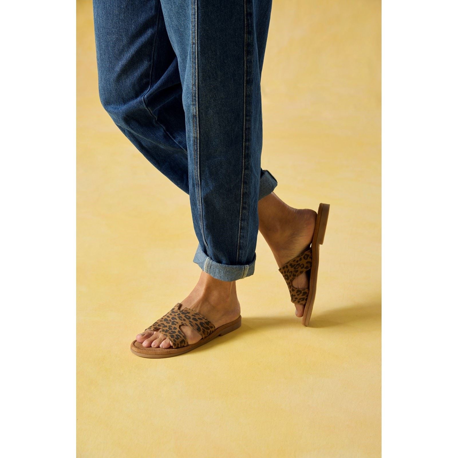 Hush Puppies Azalea Mule Sandales En Cuir Pour Femmes Léopard