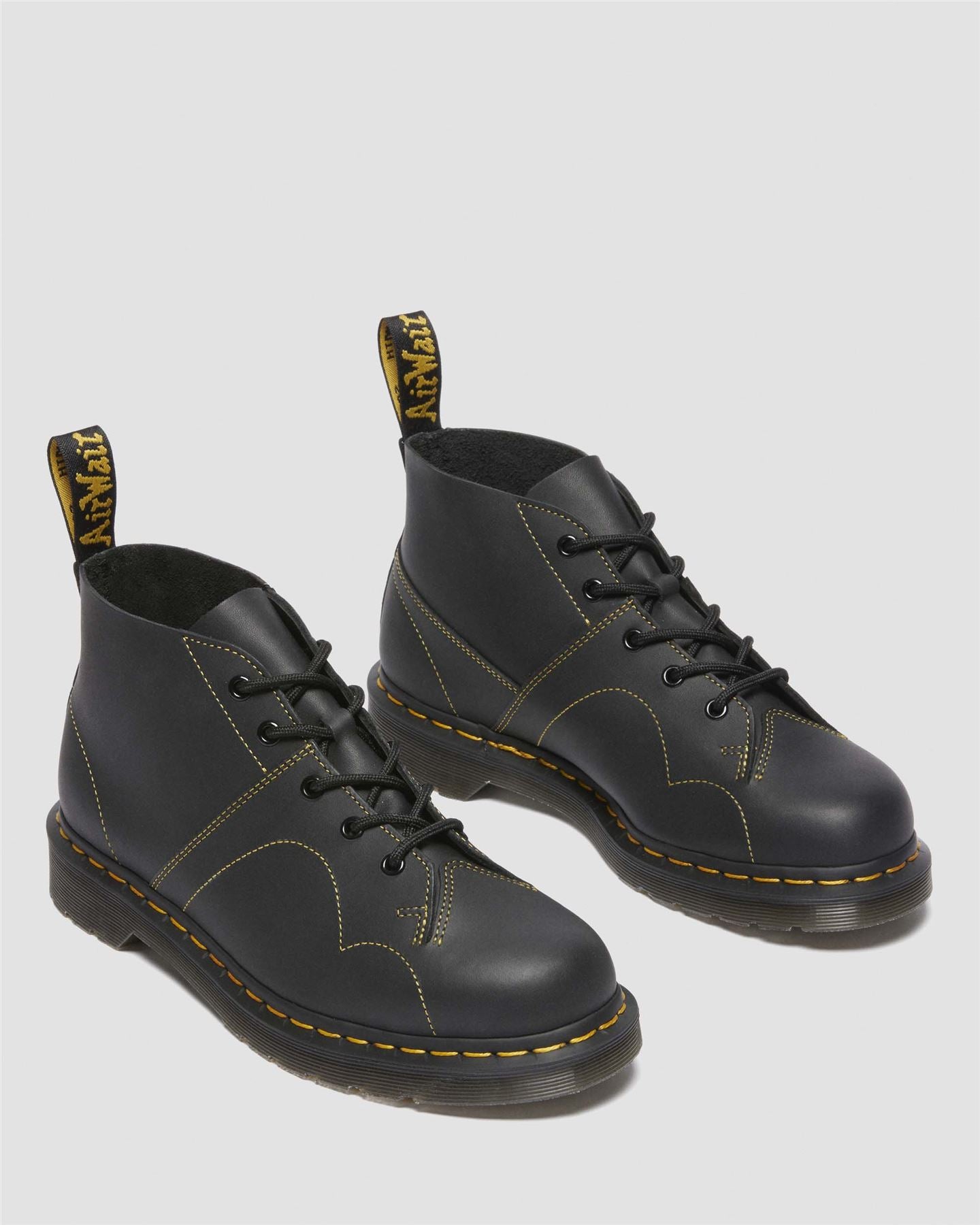 Dr. Martens Church Greasy Bottes Noires En Cuir