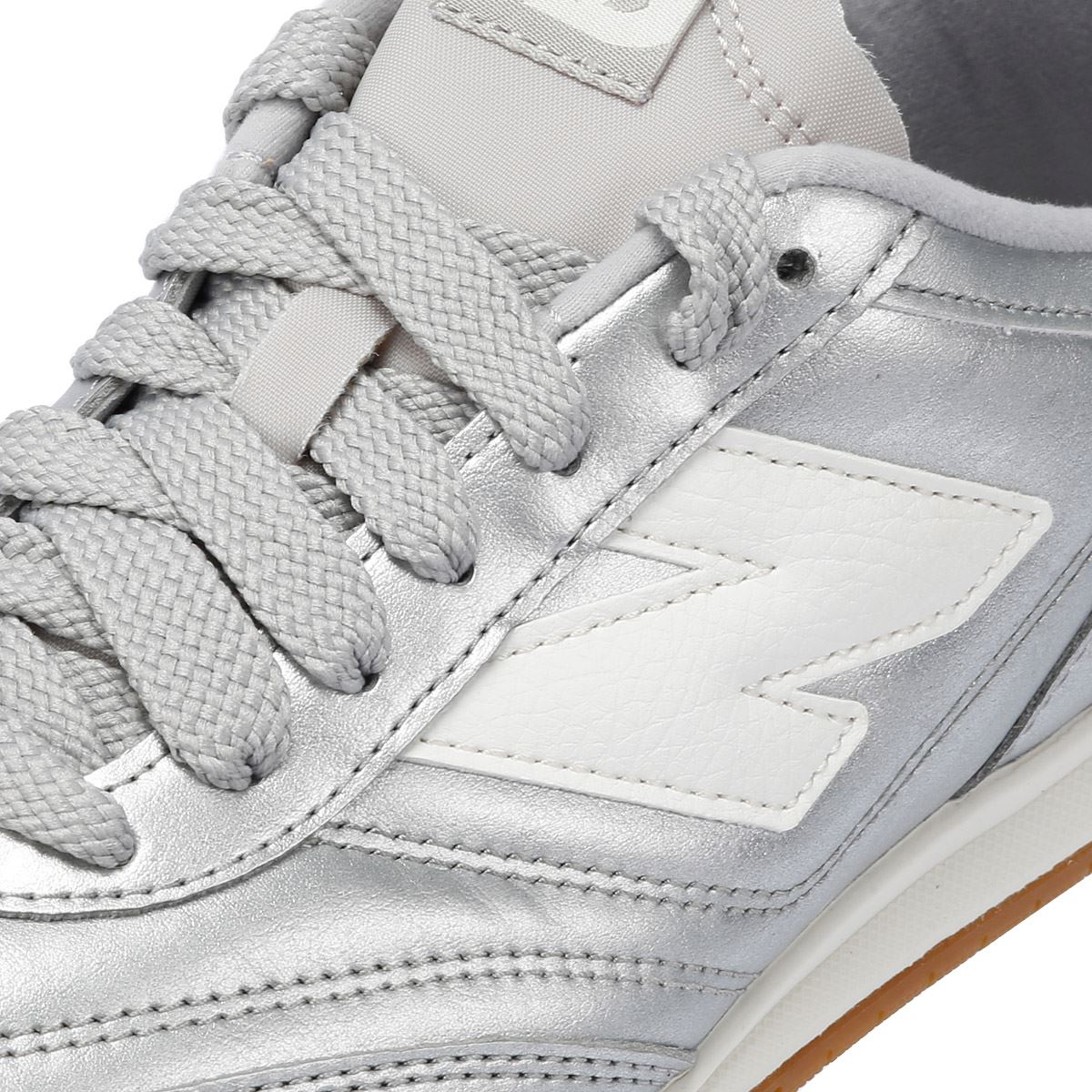 New Balance RC42 Baskets en cuir argenté