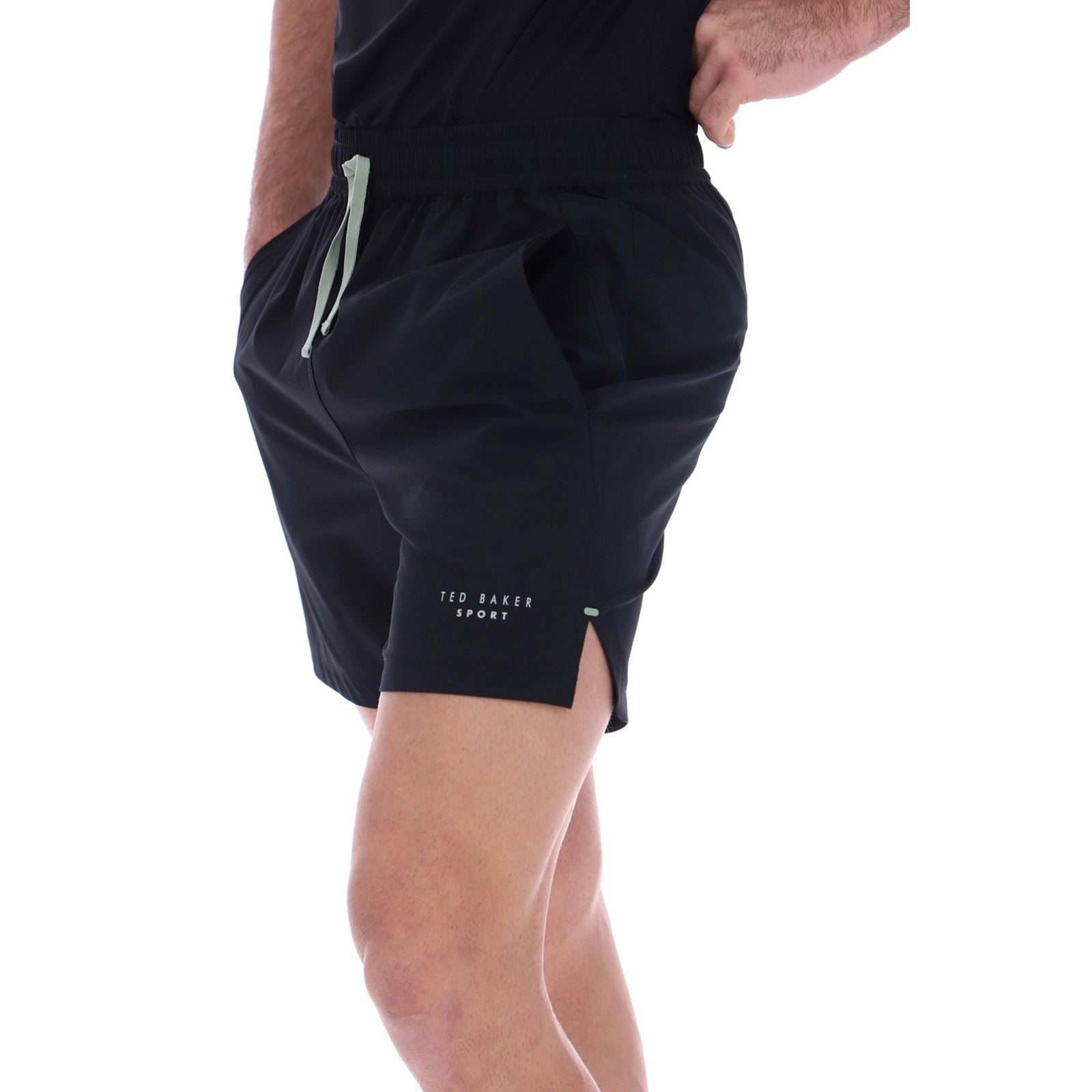 Ted Baker RICHARD TBMSS2614 Shorts De Sport Noirs Pour Hommes