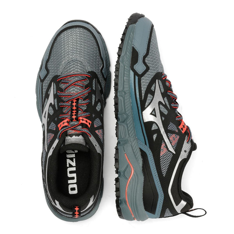 Mizuno Wave Daichi LS Baskets Grises