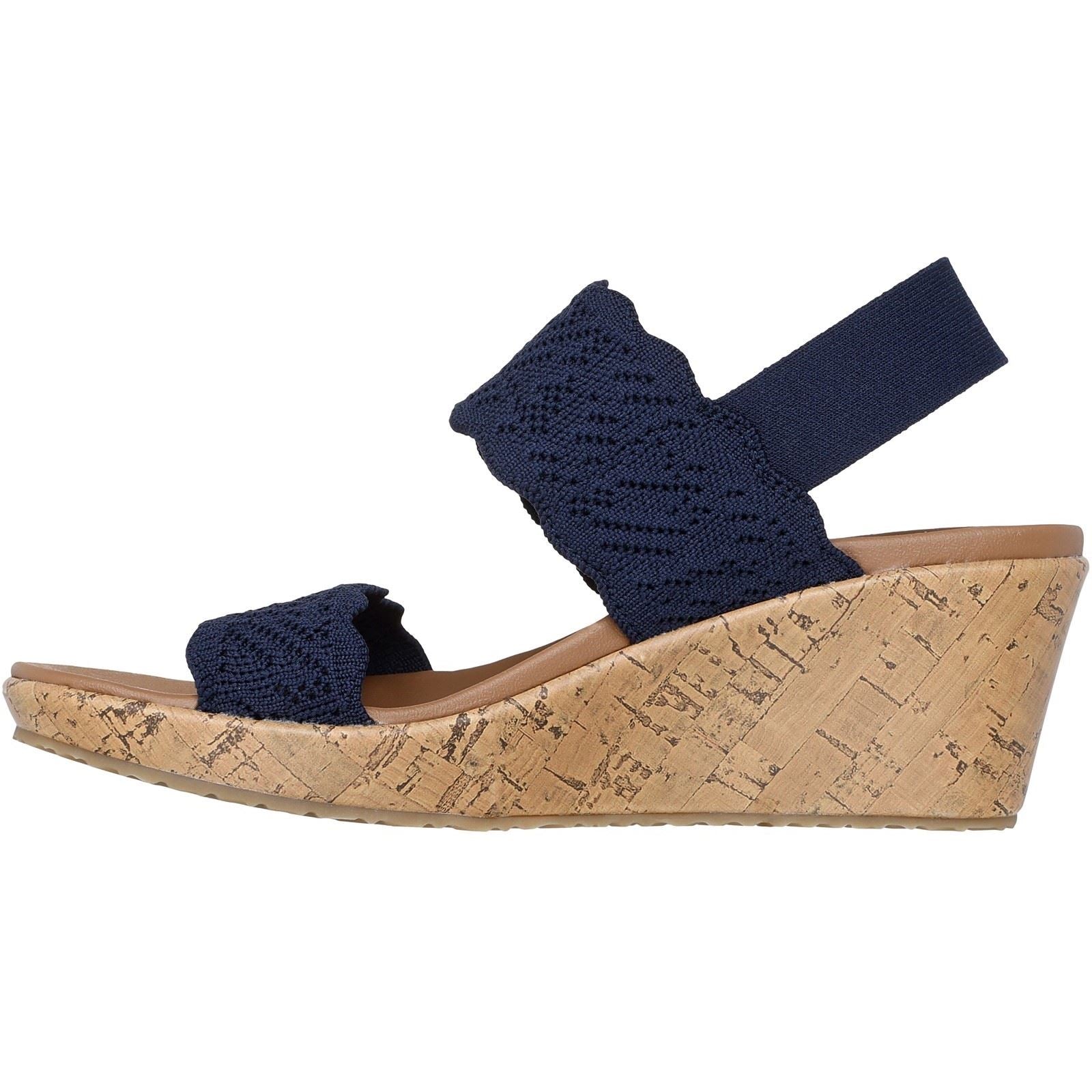 Skechers Beverlee Timeless Touch Sandales Pour Femmes En Toile Bleu Marine