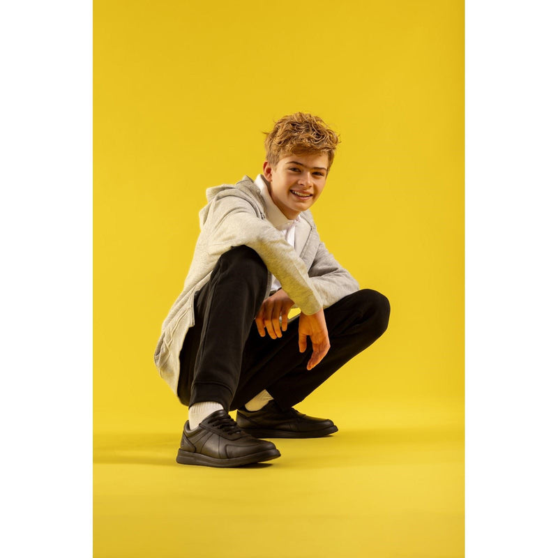 Hush Puppies Robert SNR Chaussures Noires Pour Garçons En Cuir À Lacets