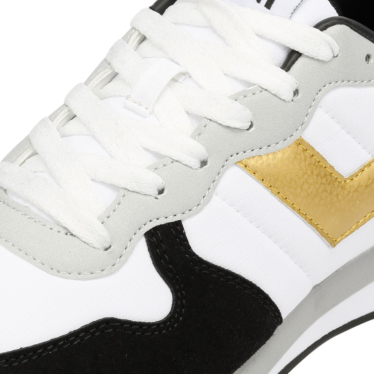 Pony Express Baskets Blanches