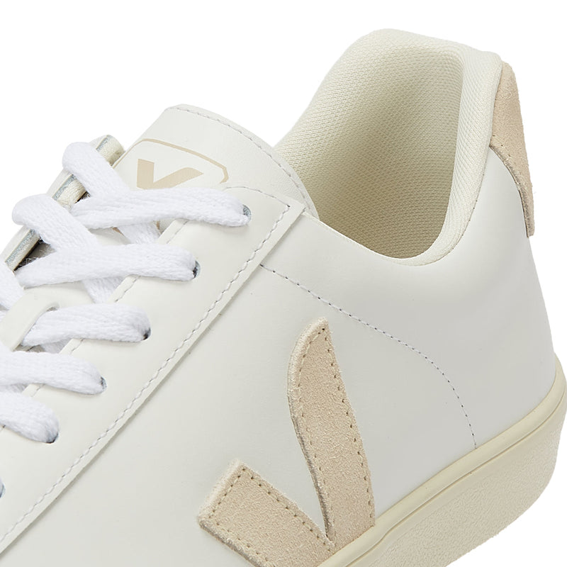 Veja Campo Baskets blanches / naturelles pour femmes