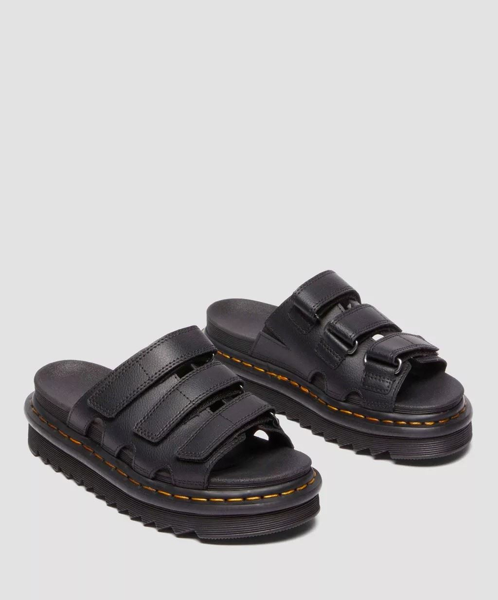 Dr. Martens Raine Athena Slides Pour Femmes En Cuir Noir