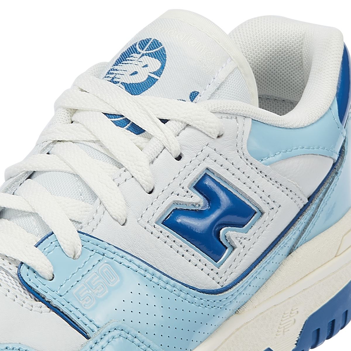 New Balance 550 Baskets Blanches/Bleues En Chrome Breveté