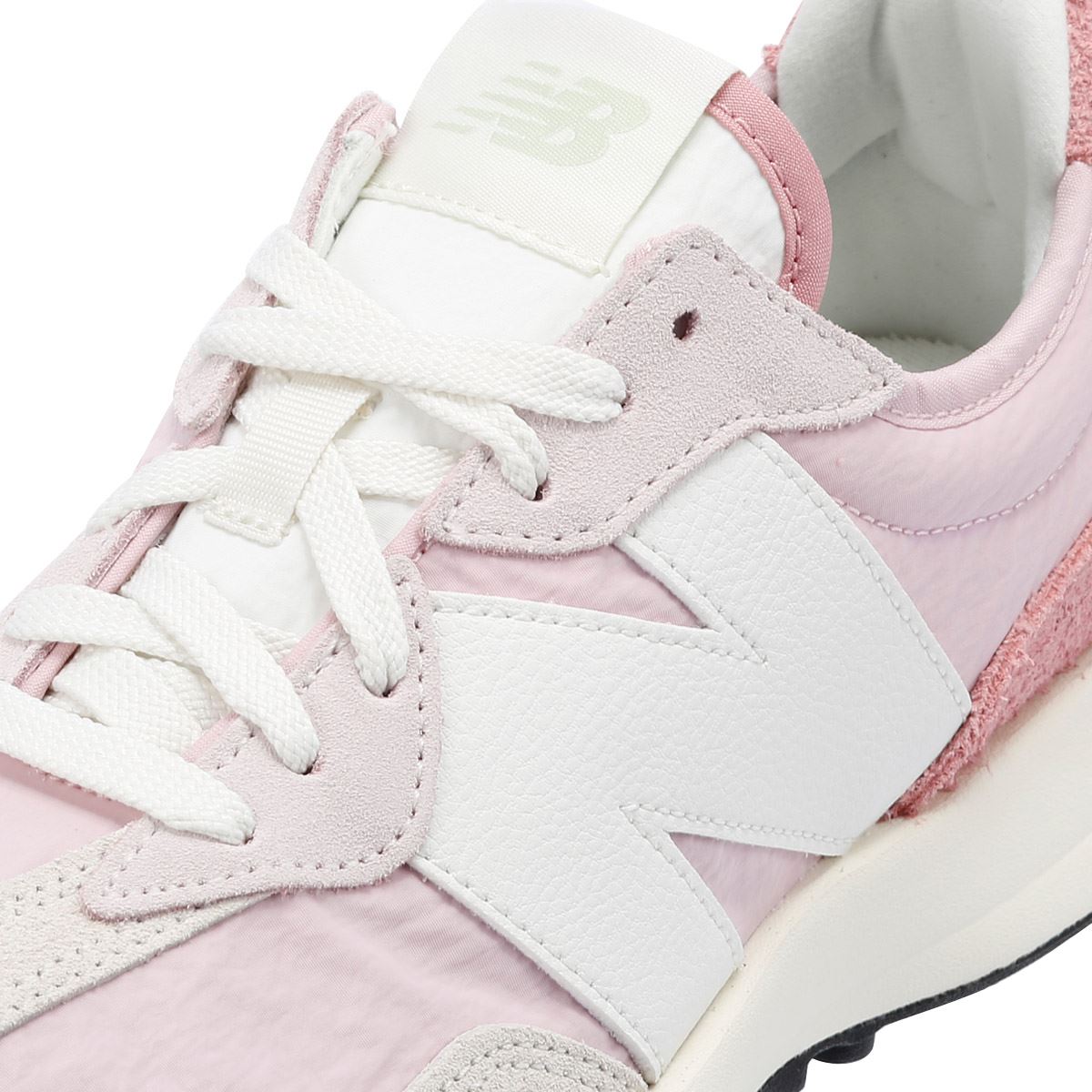 New Balance 327 Baskets rose brumeux en daim pour femme