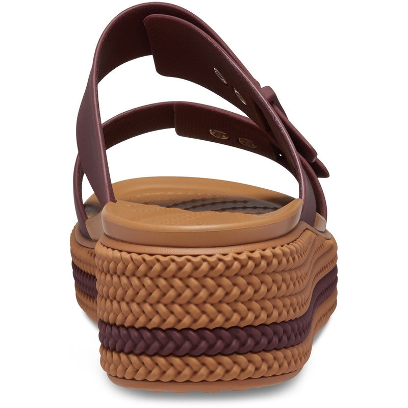 Crocs Brookly Buckle Low sandales en thermoplastique pour femmes en argile foncé