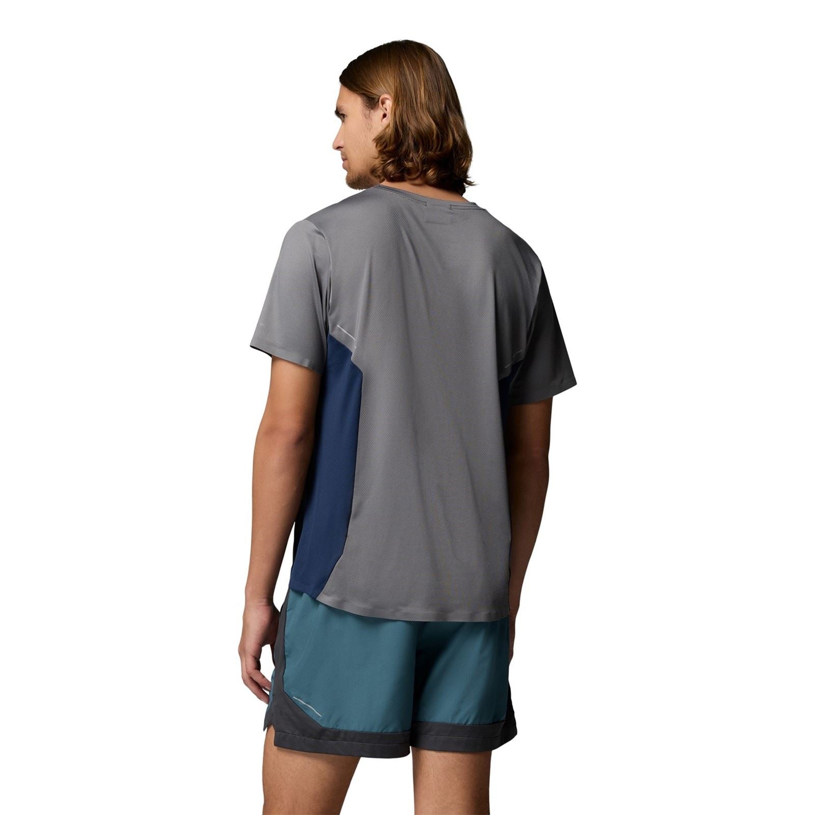 Columbia Three Pitch SS Crew T-Shirts De Sport Gris En Polyester Pour Hommes