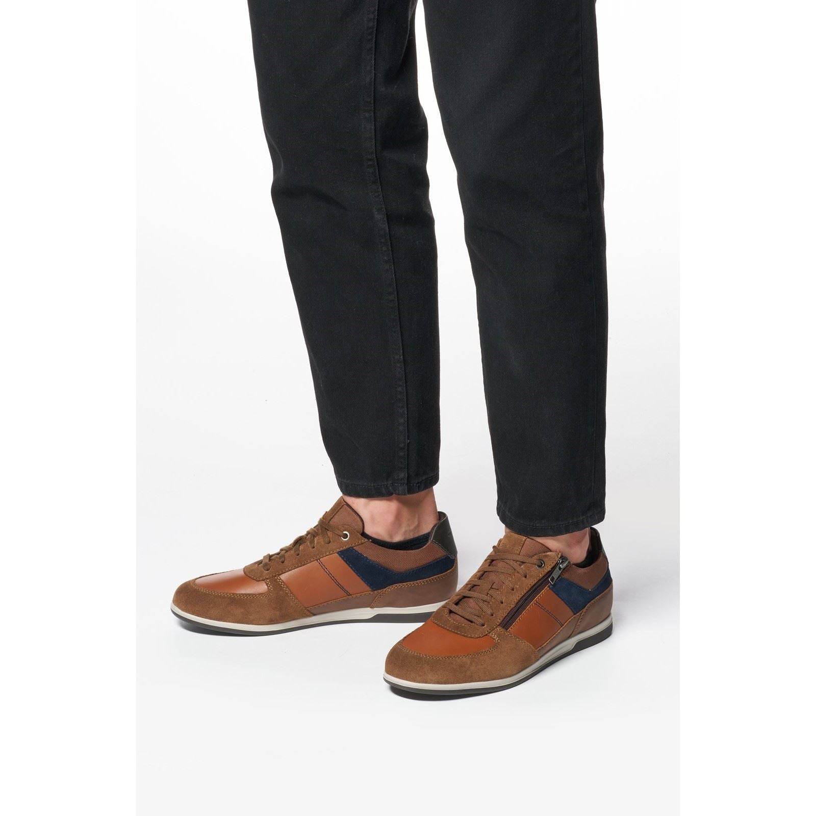Geox U Renan B Baskets Brown/Navy Pour Hommes Suede