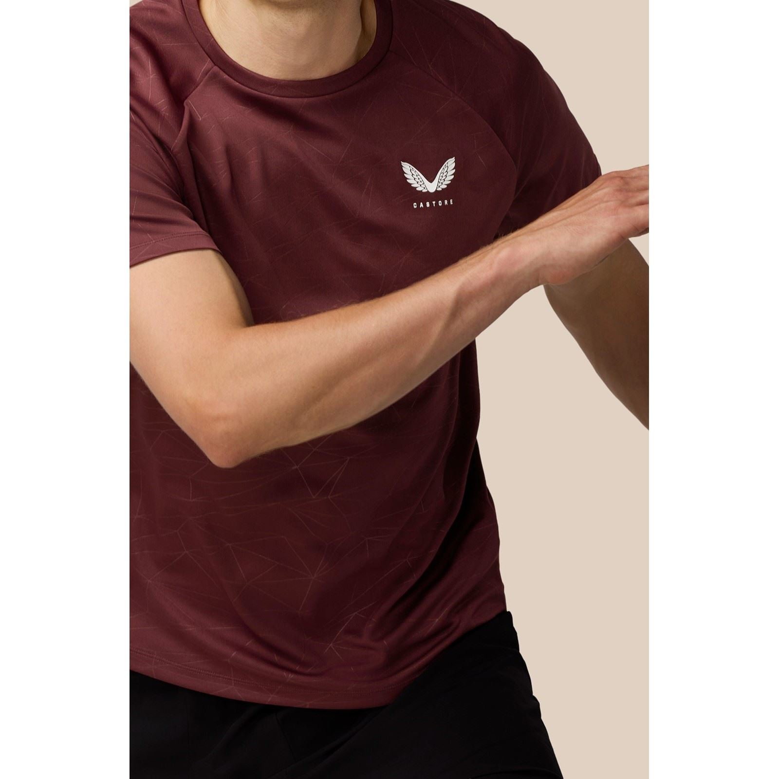 Castore Adapt Training T-Shirt T-Shirts De Sport Actifs Pour Hommes En Polyester Violet