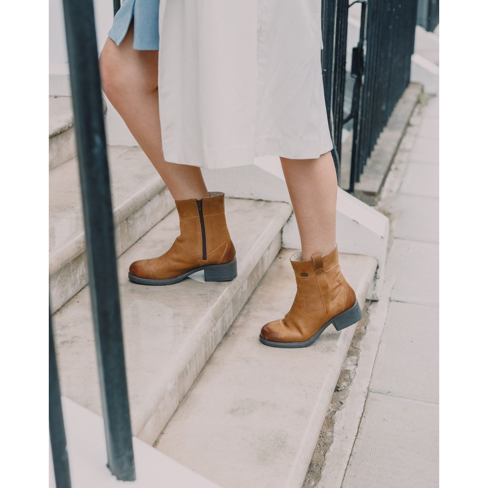 Hush Puppies Saskia Bottes En Daim Pour Femme En Couleur Beige