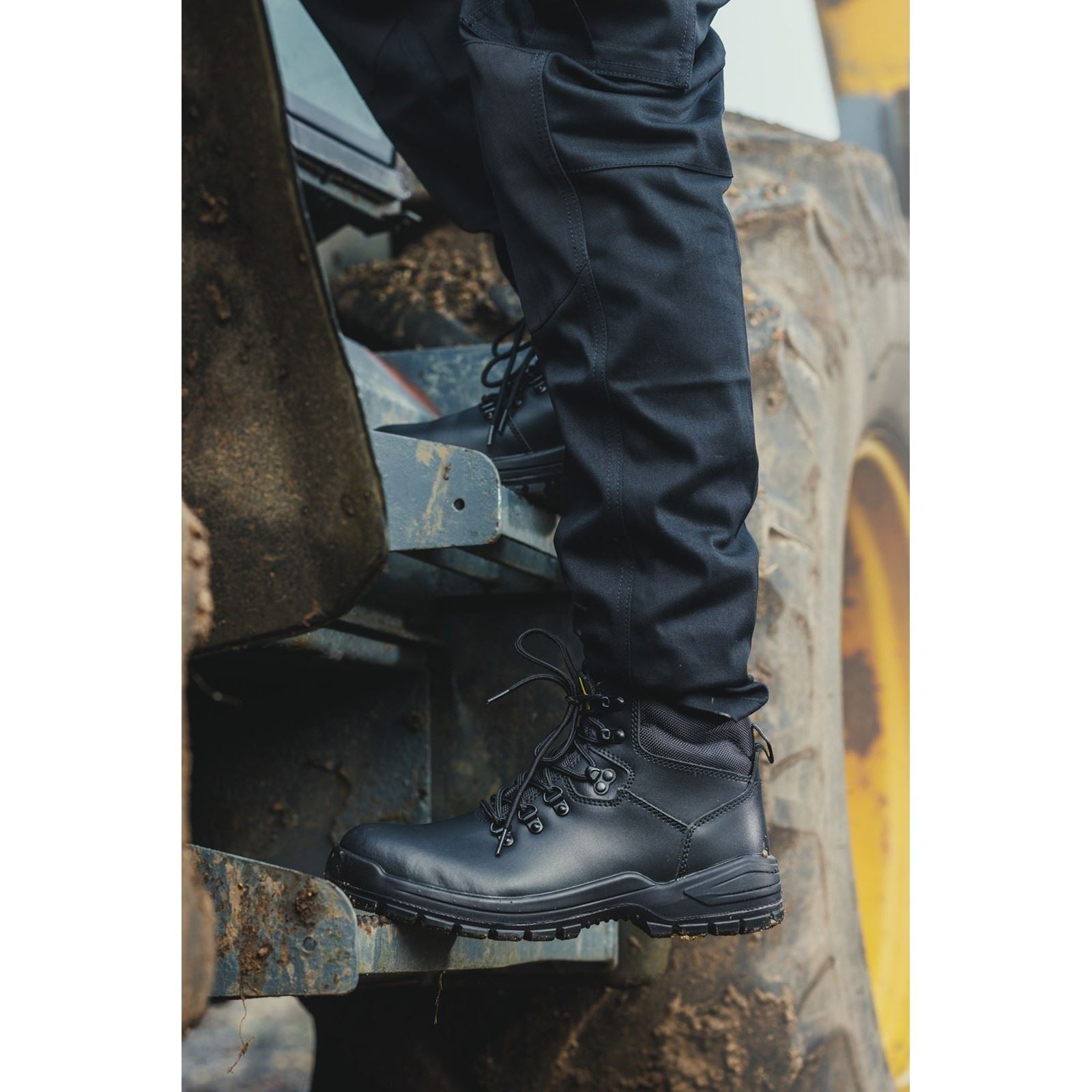 Amblers Safety  Bottes De Sécurité Noires En Cuir Deux Cent Cinquante-Huit