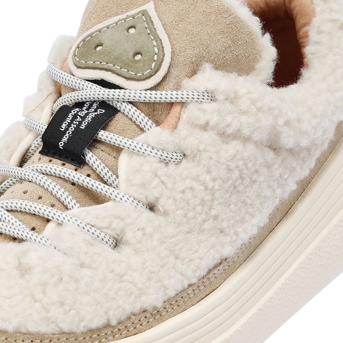 Flower Mountain Fami Teddy Baskets Blanches En Mélange De Laine