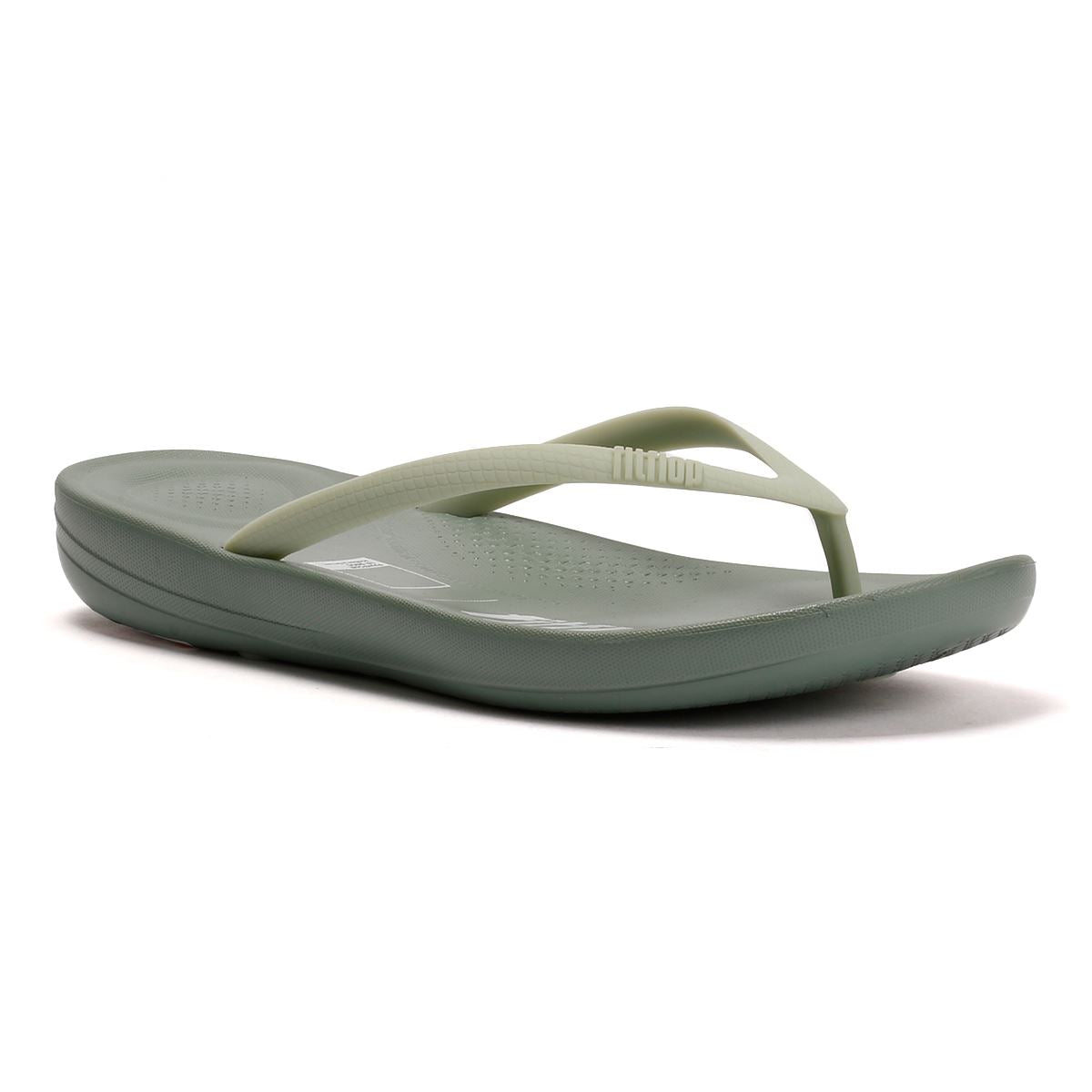 FitFlop X Pantone Iqushion Tongs Vertes Pour Femmes