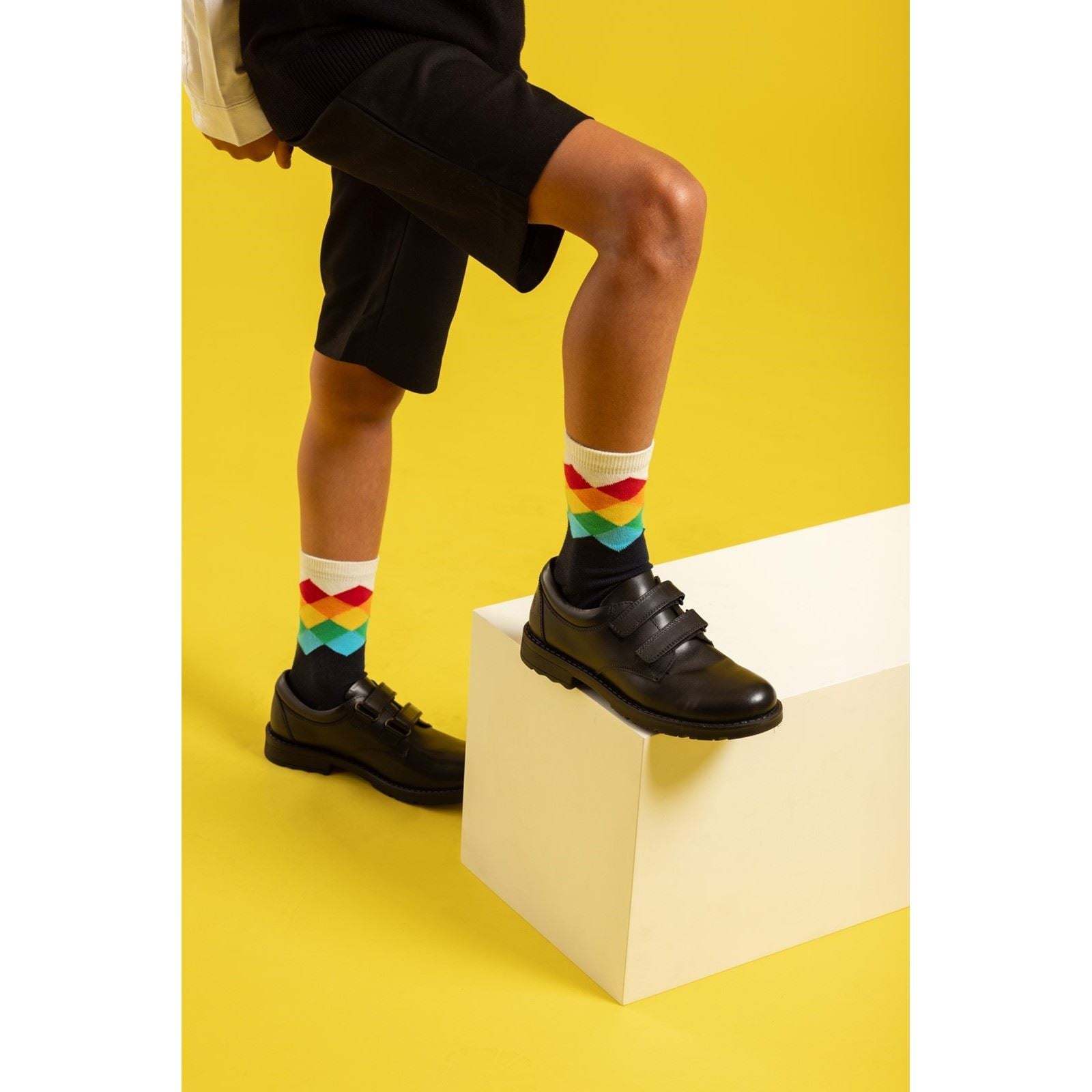 Hush Puppies Barry Junior Chaussures Noires Pour Garçons En Cuir