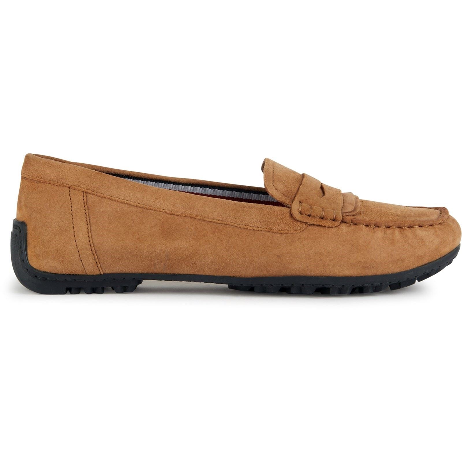 Geox D Kosmopolis Mocassins Pour Femmes En Daim Camel