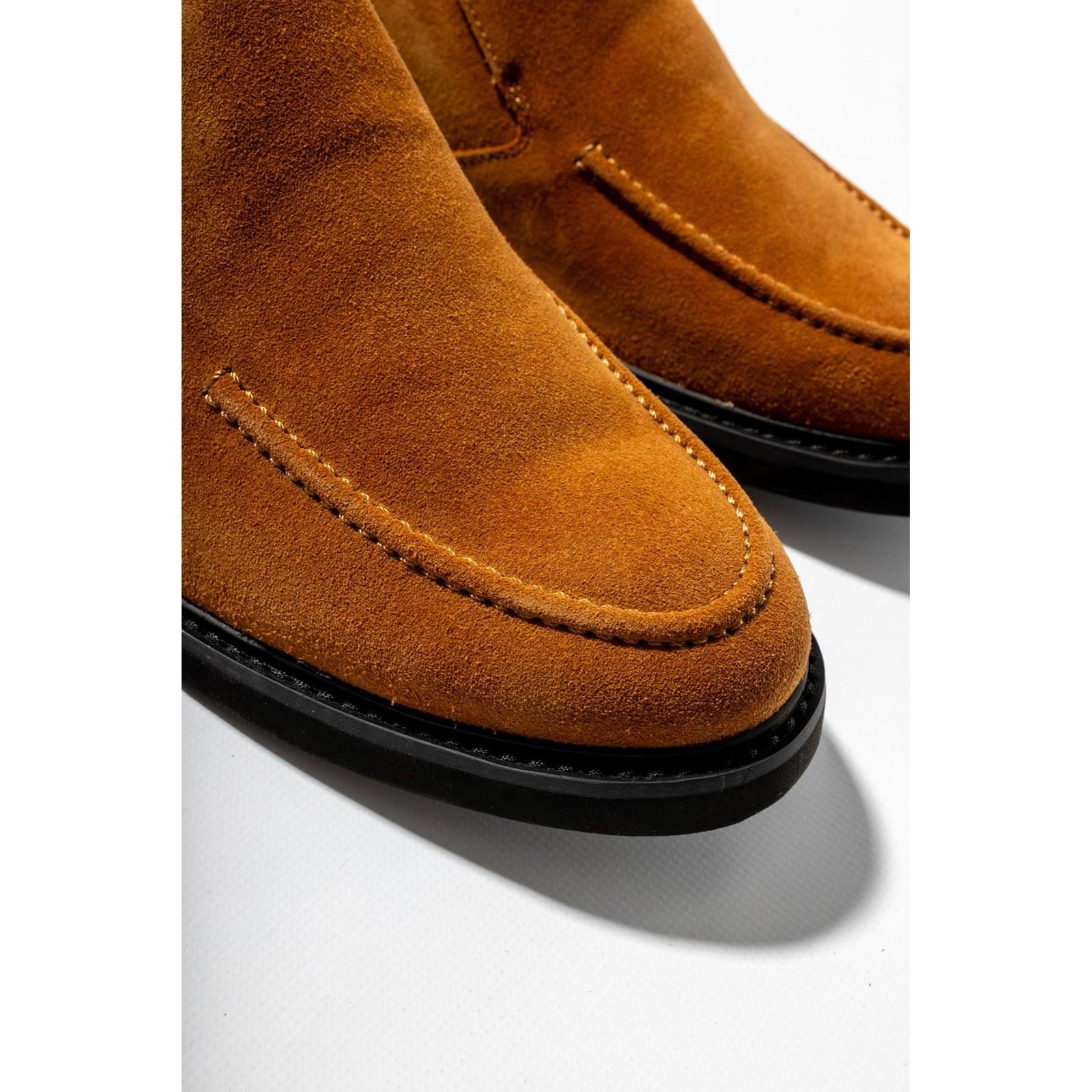Hush Puppies Earl Slip On Mocassins Pour Hommes En Cuir De Suède Couleur Châtaigne