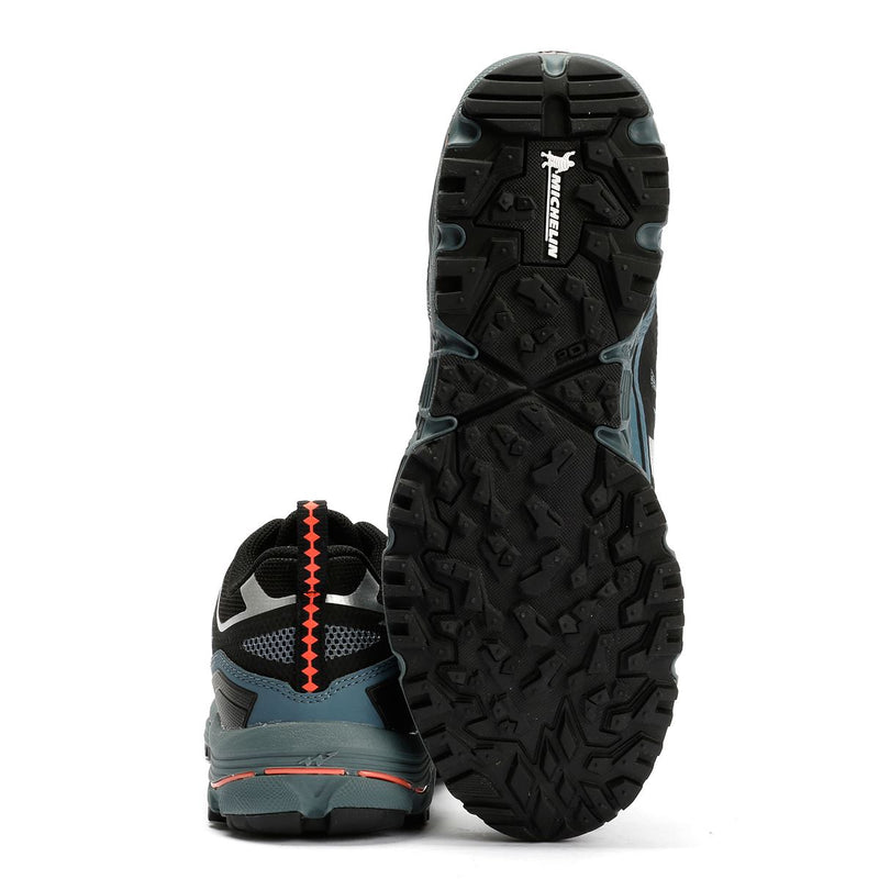 Mizuno Wave Daichi LS Baskets Grises