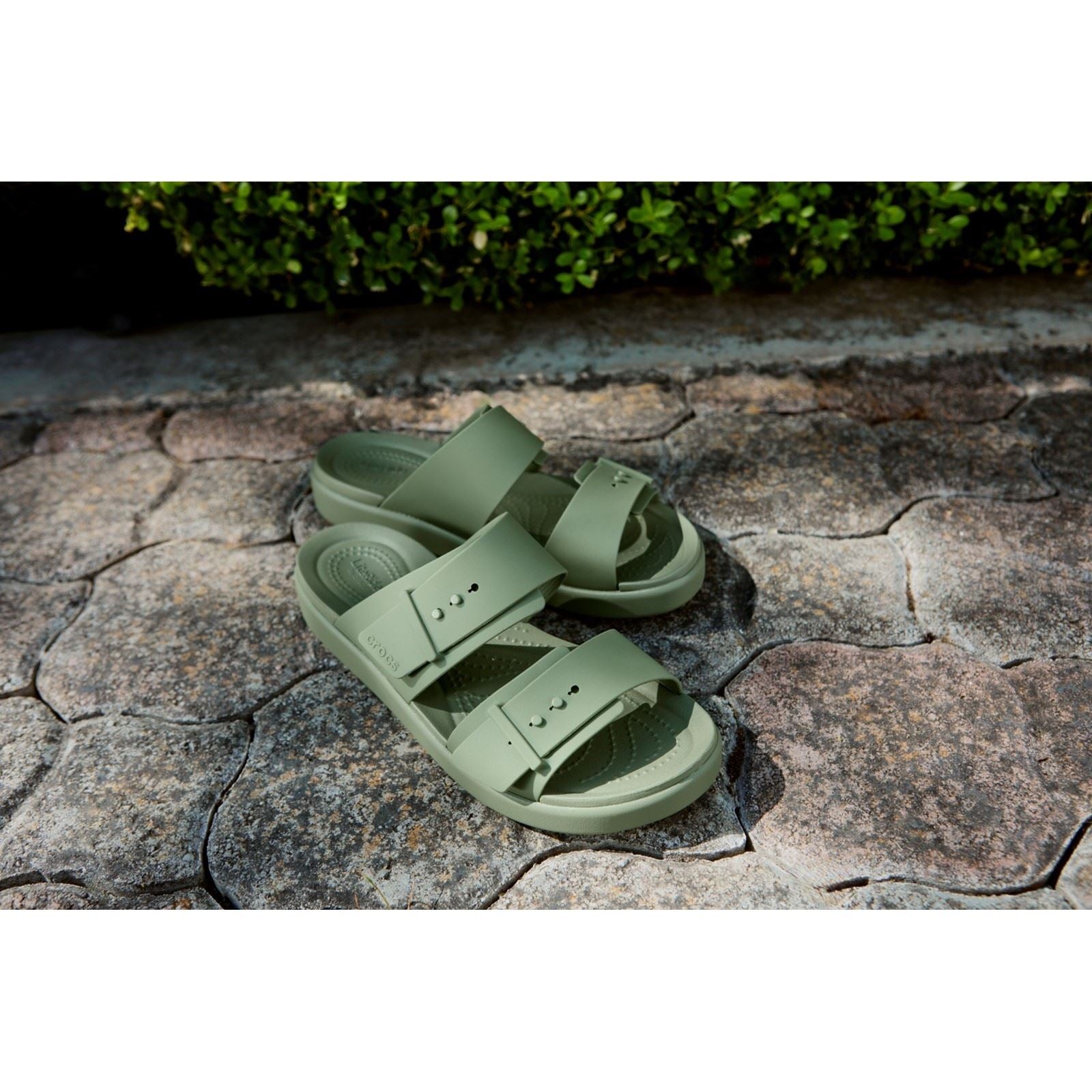 Crocs Brooklyn Buckle Sandales Cargo Pour Femmes Eva