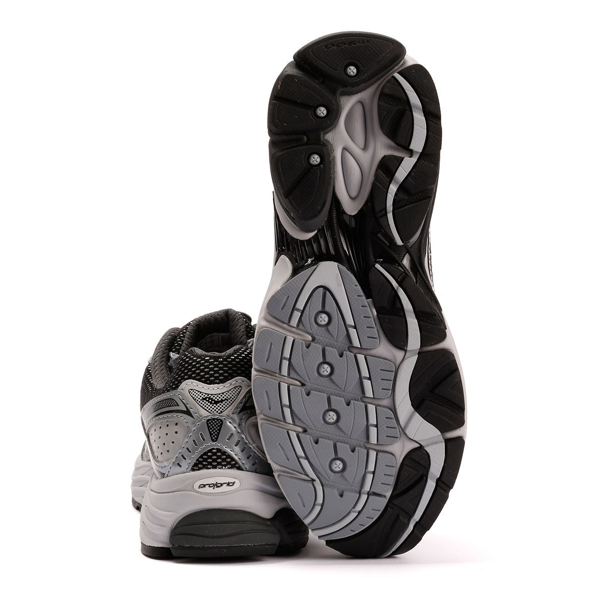 Saucony Progrid Omni 9 Baskets Grises