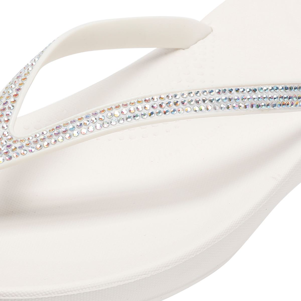 FitFlop Iqushion Sparkle Tongs Blanches En Caoutchouc Pour Femmes