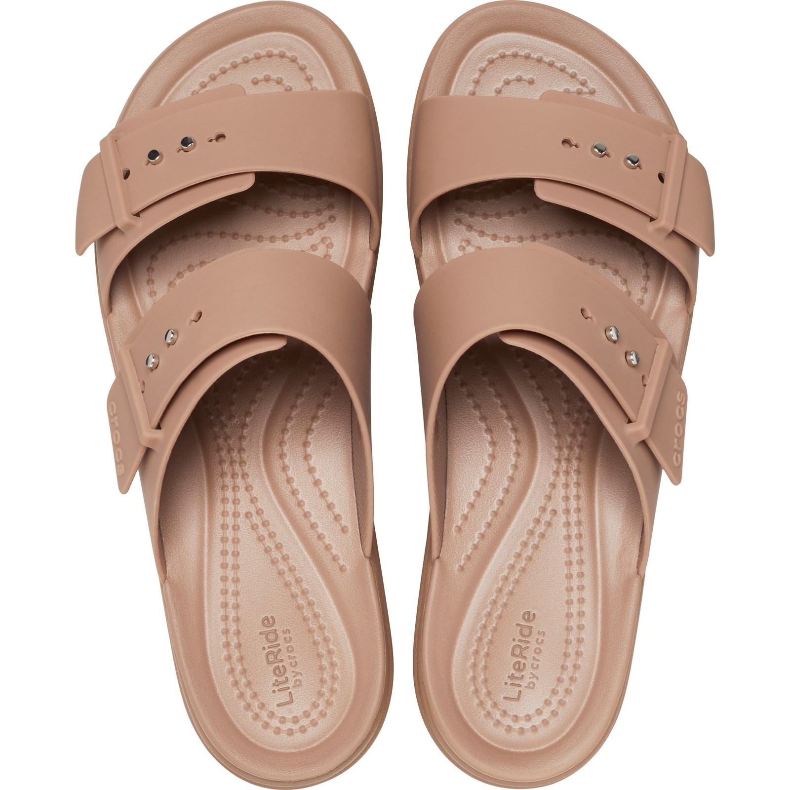 Crocs Brooklyn Crocs Brooklyn Sandales latte pour femme en thermoplastique